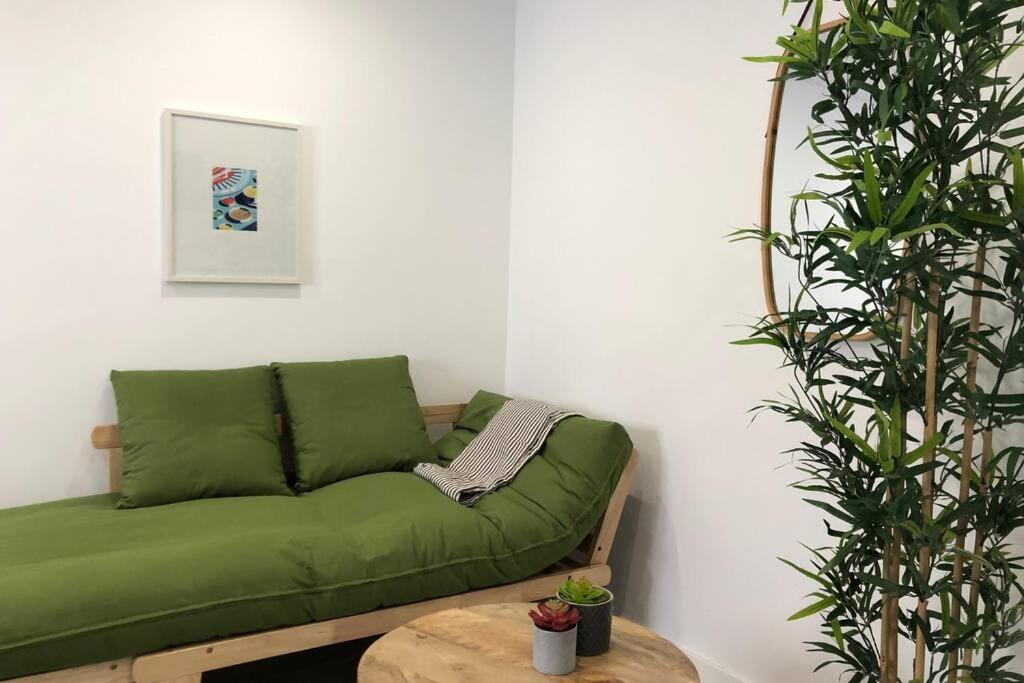 M3 Terrace. Cool Apartment 15 Min Center By Metro Esplugues de Llobregat Zewnętrze zdjęcie