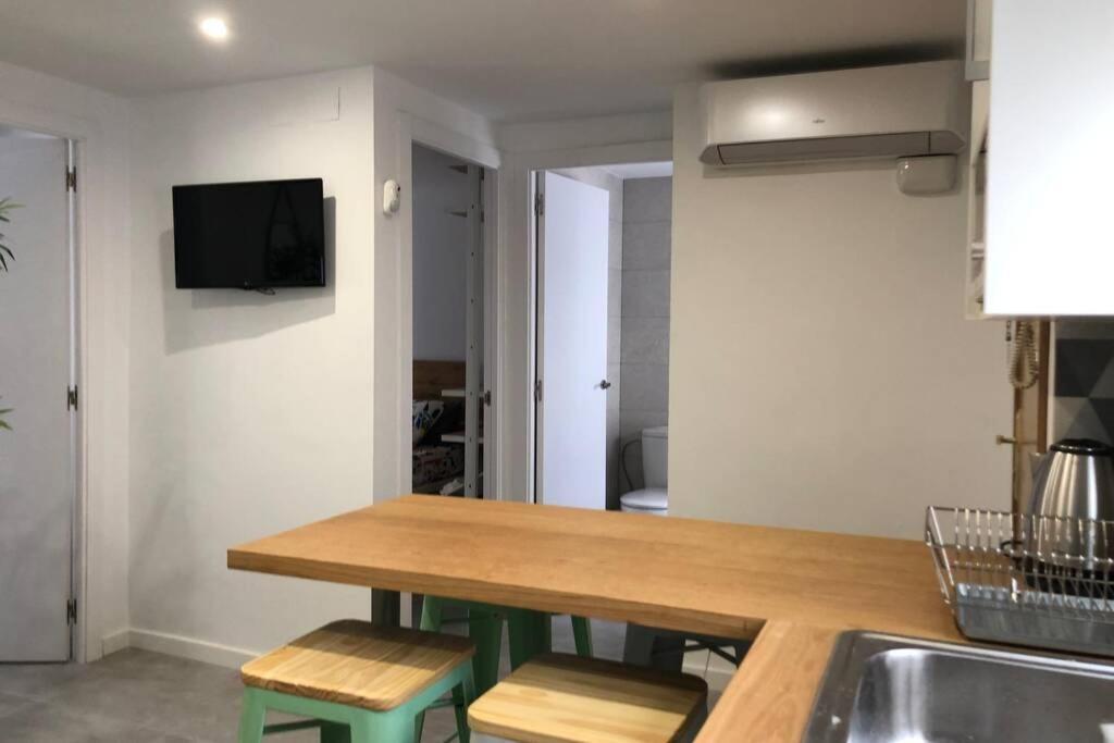 M3 Terrace. Cool Apartment 15 Min Center By Metro Esplugues de Llobregat Zewnętrze zdjęcie
